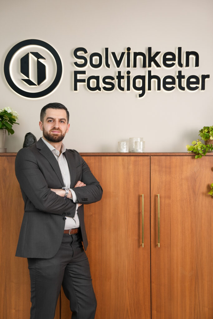 Bild på Mikael Issa från Solvinkeln Fastigheter